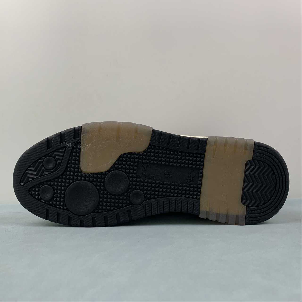 OFF-WHITE OUT OF OFFICE BLACK / WHITE