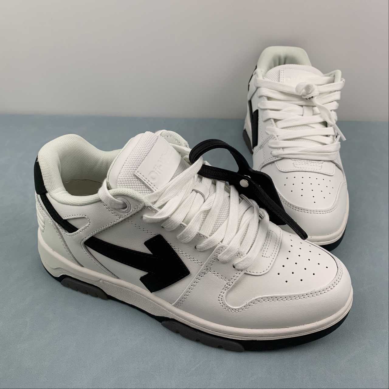 OFF-WHITE OUT OF OFFICE WHITE / BLACK
