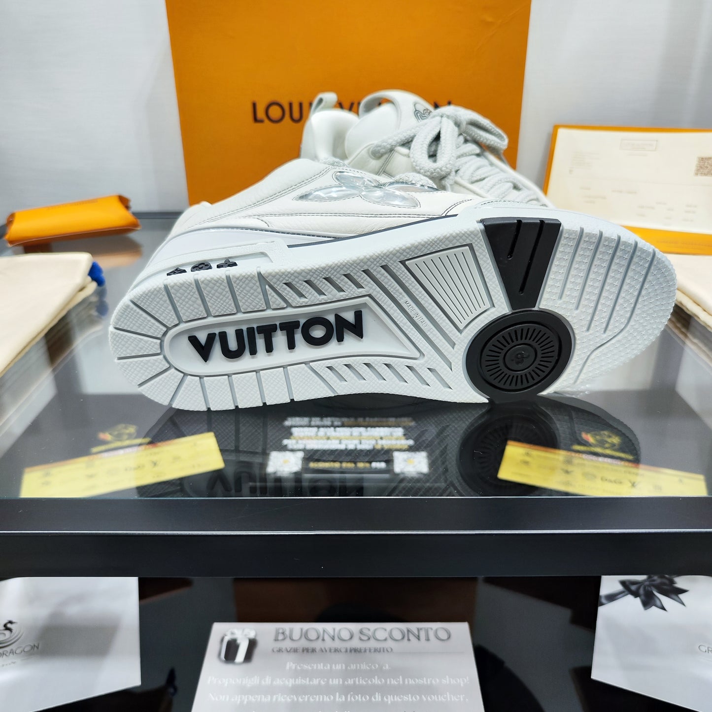 LOUIS VUITTON SKATE NEW GREY