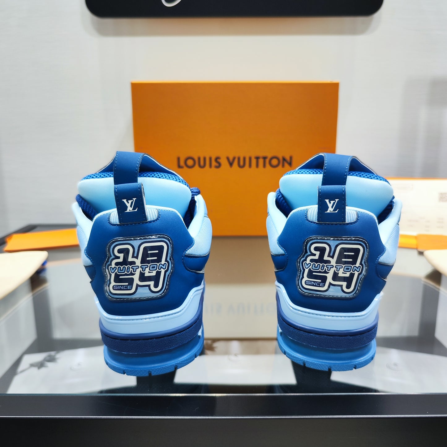 LOUIS VUITTON SKATE TOTAL BLUE