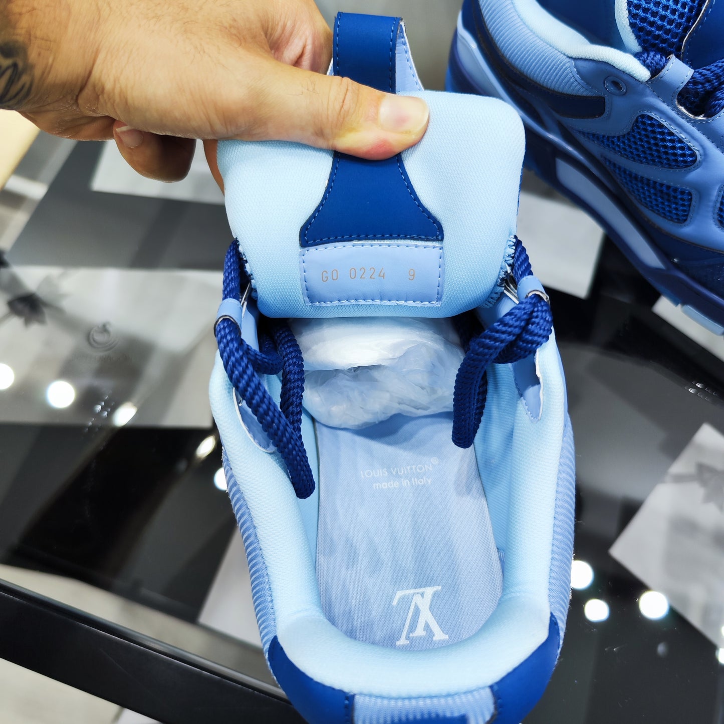 LOUIS VUITTON SKATE TOTAL BLUE