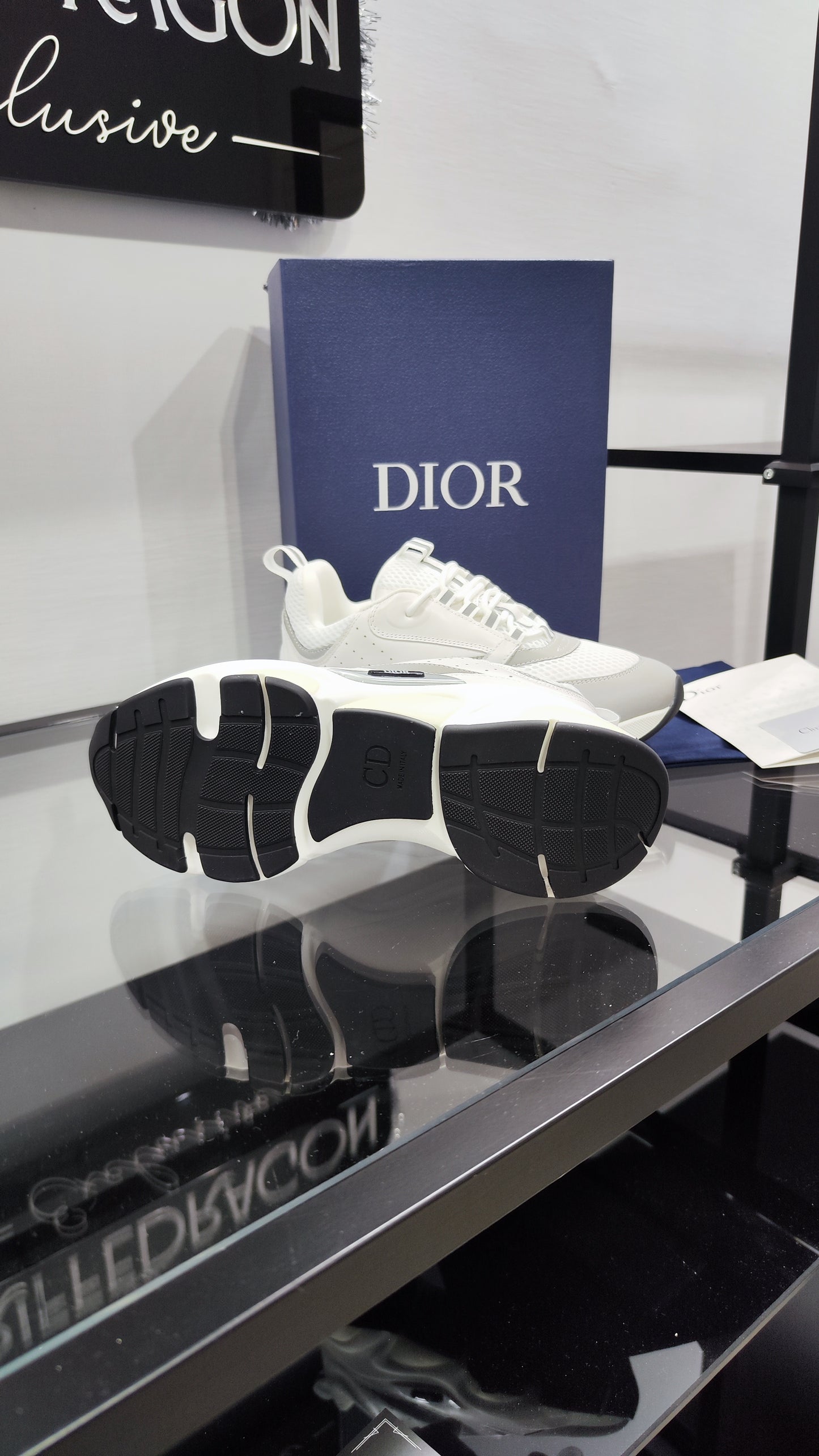 B22 Sneaker White/Grey