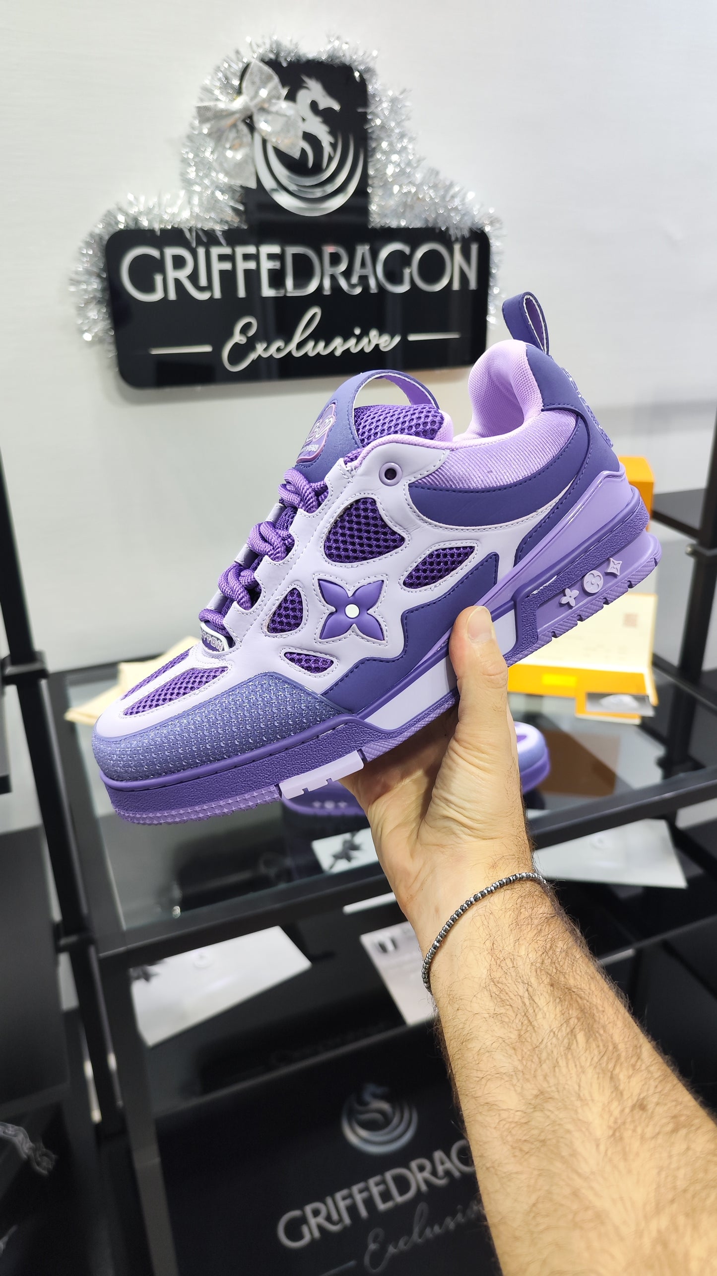 LOUIS VUITTON SKATE VIOLA