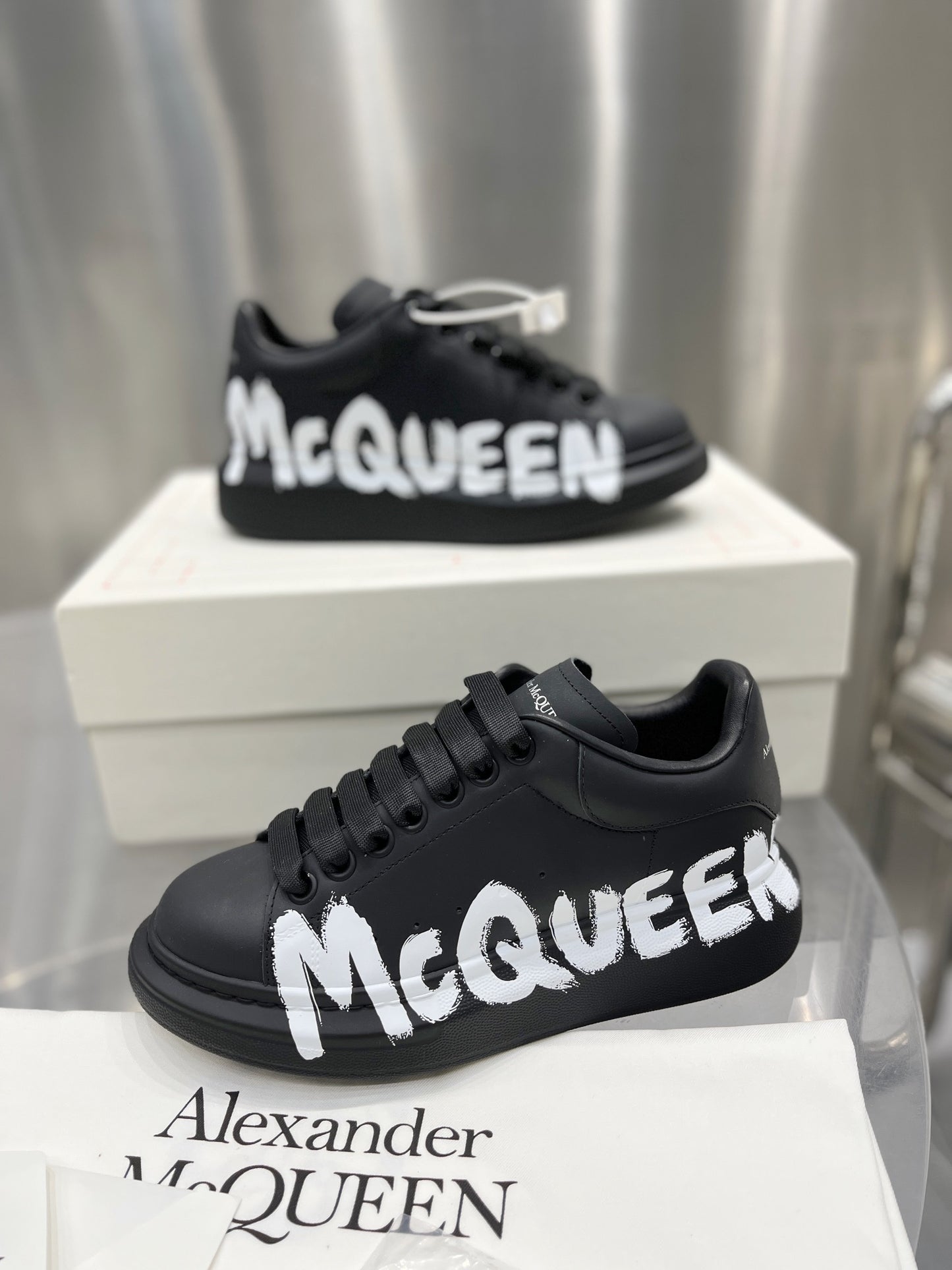 ALEXANDER MCQUEEN SNEAKER BLACK GRAFFITI