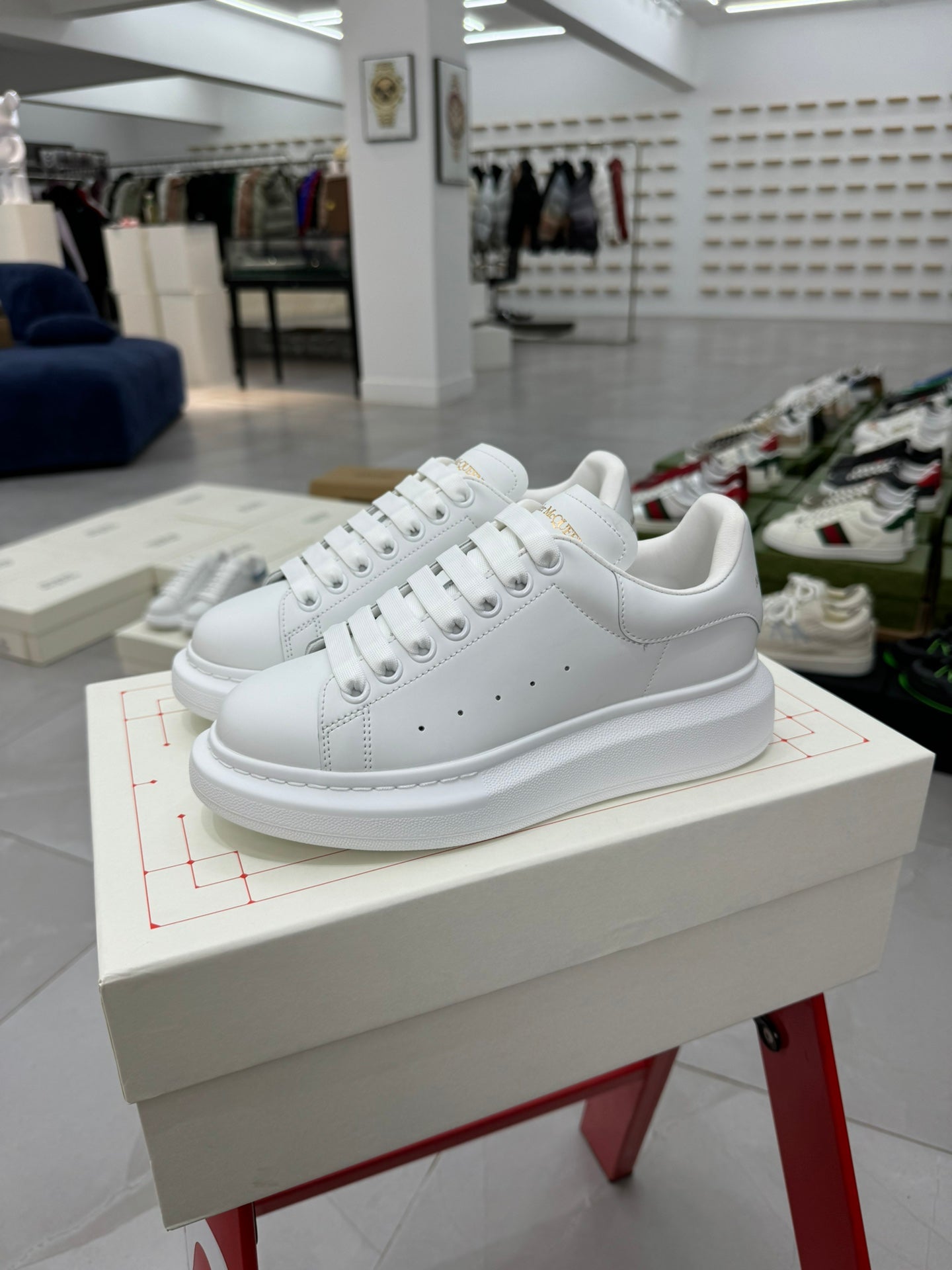 ALEXANDER MCQUEEN SNEAKER TOTAL WHITE (PELLE)