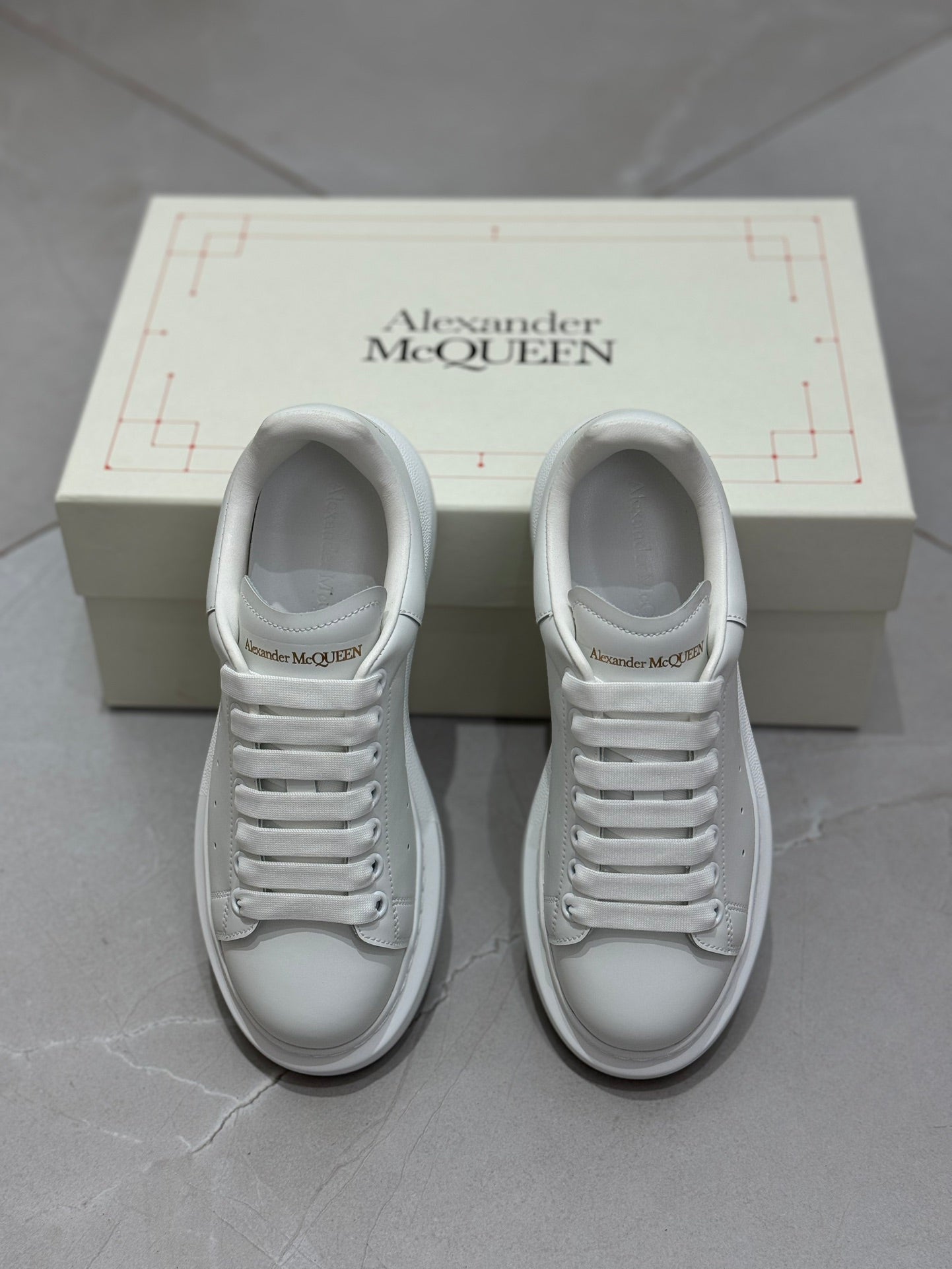 ALEXANDER MCQUEEN SNEAKER TOTAL WHITE (PELLE)