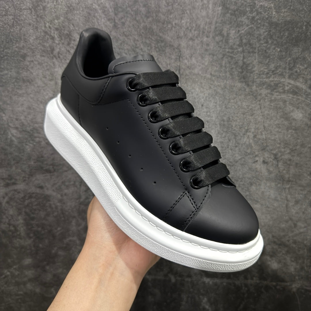 ALEXANDER MCQUEEN SNEAKER TOTAL BLACK SUOLA WHITE (PELLE)