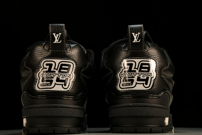 LOUIS VUITTON SKATE NEW BLACK