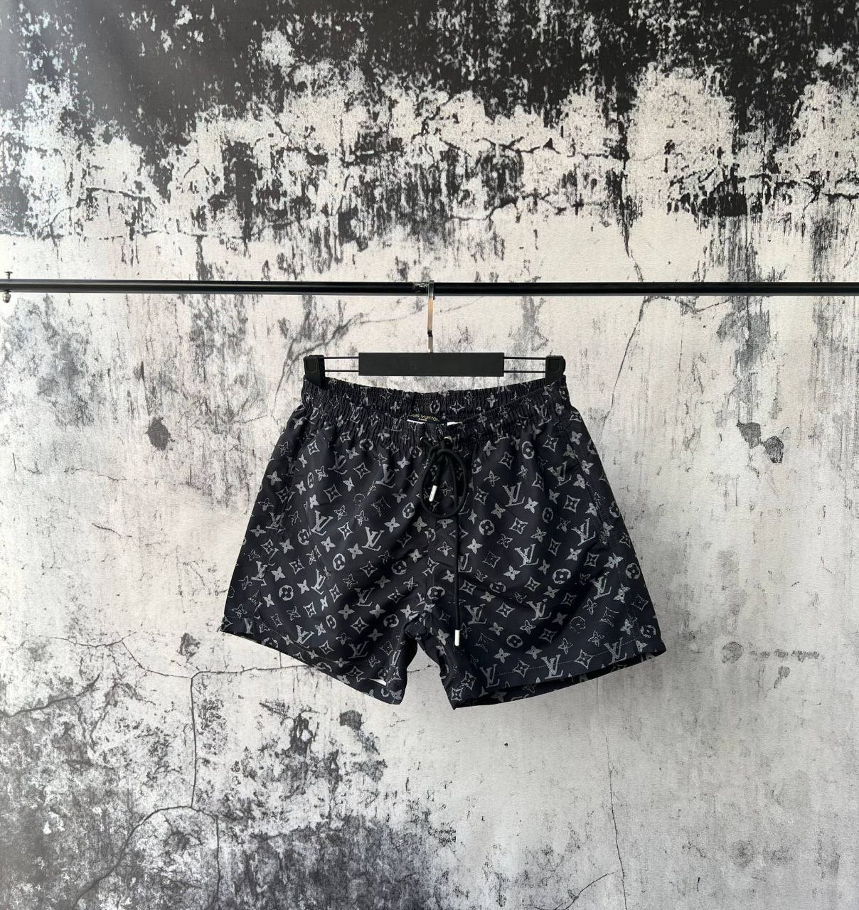 LOUIS VUITTON COSTUME MARE MONOGRAM