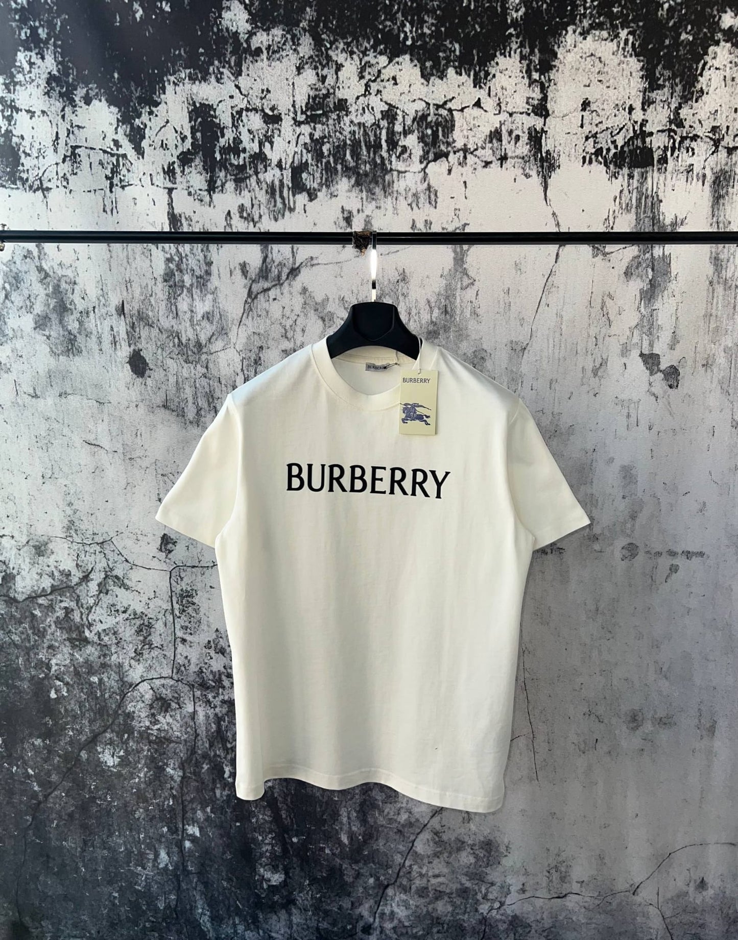 BURBERRY T-SHIRT CLASSIC