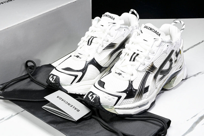 BALENCIAGA RUNNER GRADIENT