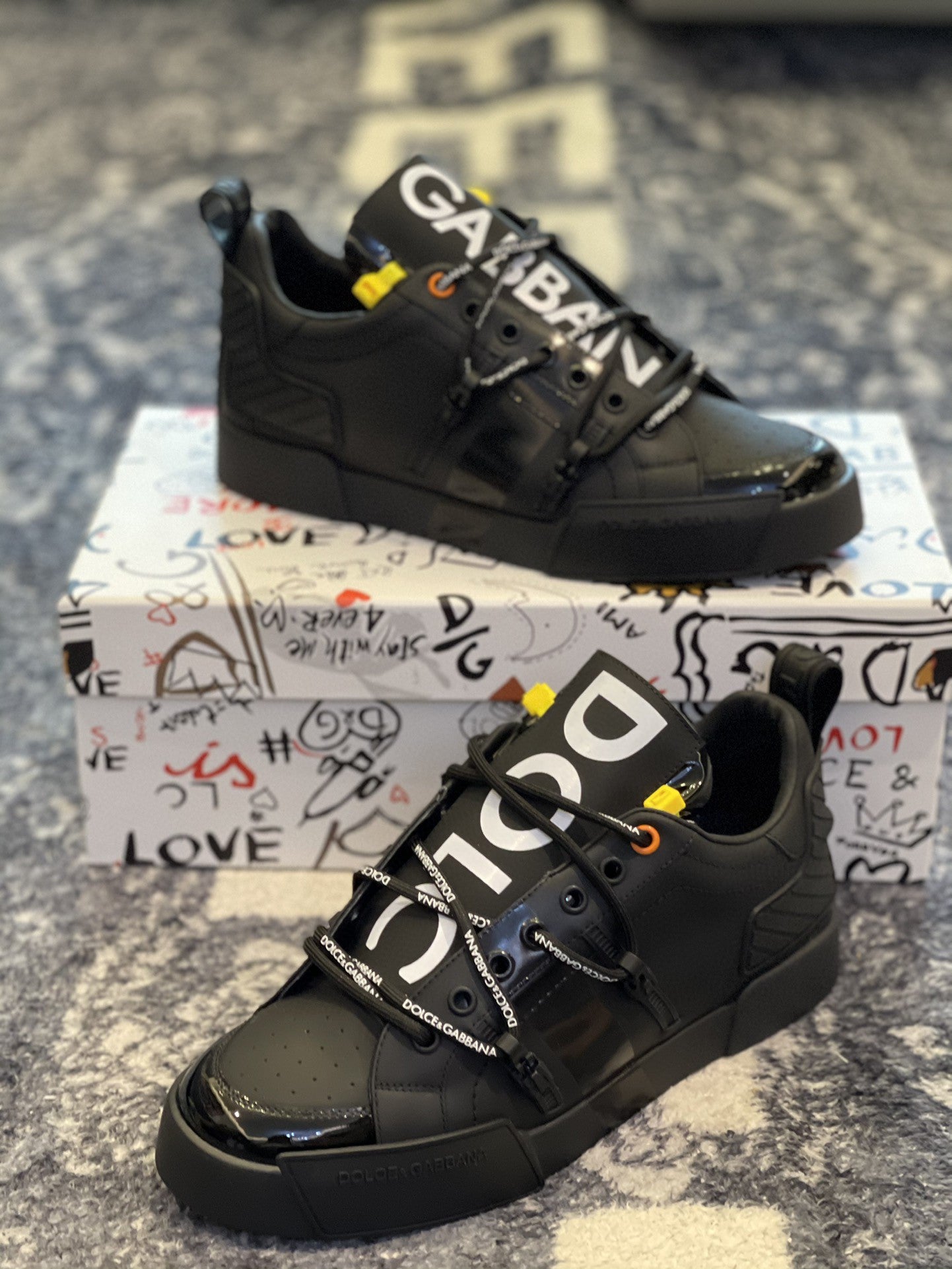 DOLCE E GABBANA PORTOFINO BLACK IN VITELLO E VERNICE