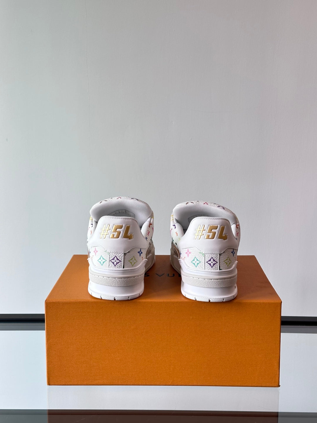 LOUIS VUITTON TRAINER  x TAKASHI MURAKAMI WHITE