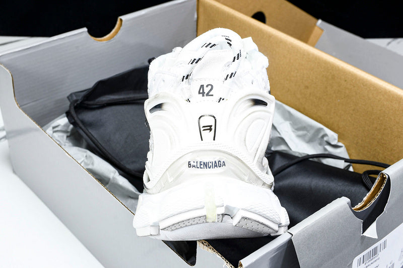 BALENCIAGA RUNNER GRADIENT