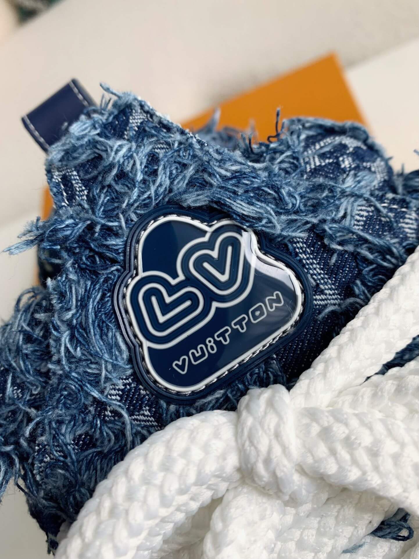 LOUIS VUITTON SKATE JEANS SPECIAL