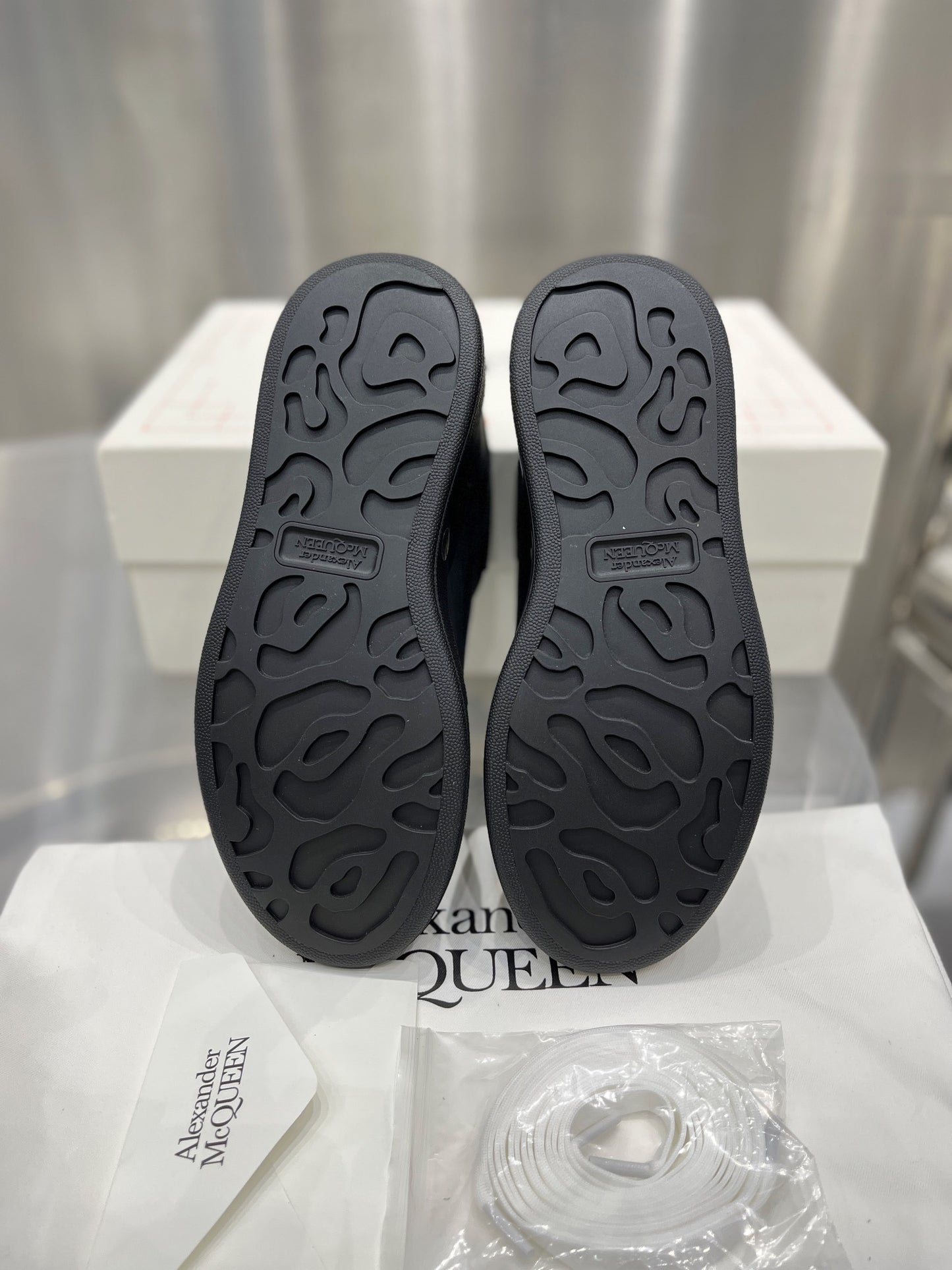 ALEXANDER MCQUEEN SNEAKER BLACK GRAFFITI