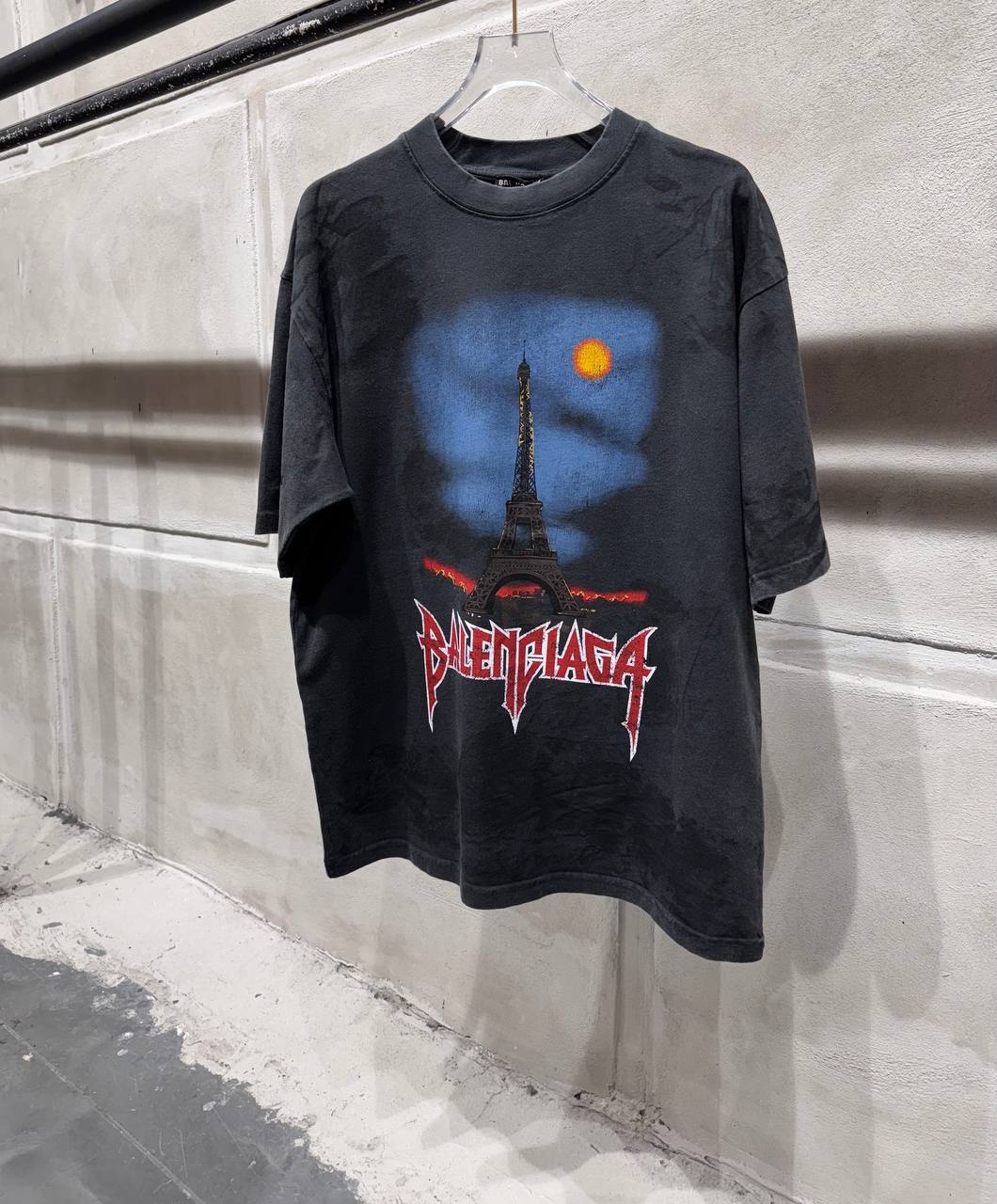 BALENCIAGA T-SHIRT PARIS "MOON VINTAGE"