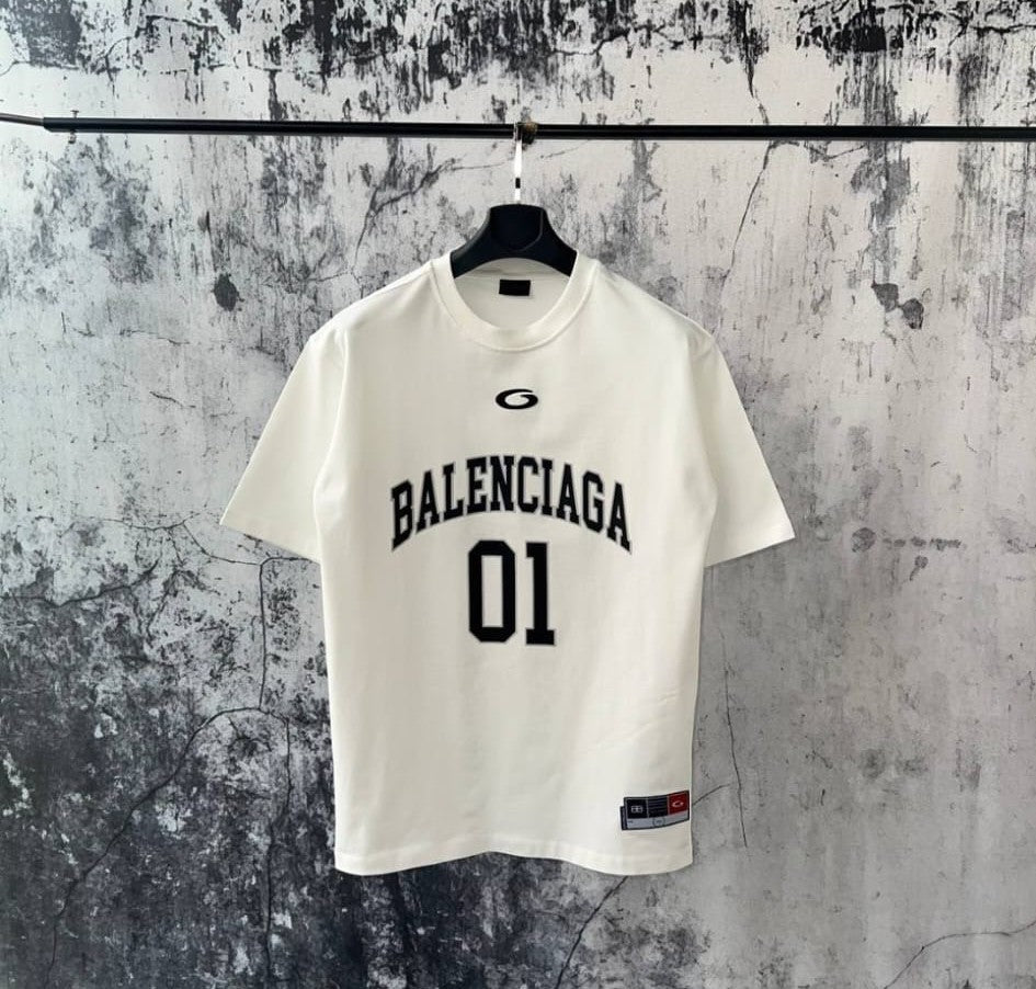 BALENCIAGA BASKETBALL T-SHIRT