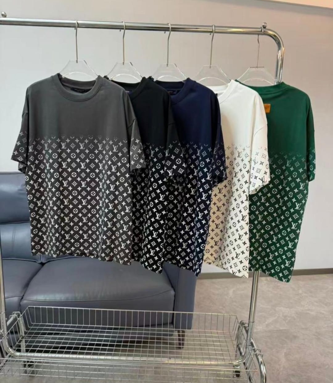 LOUIS VUITTON GRADIENT T-SHIRT