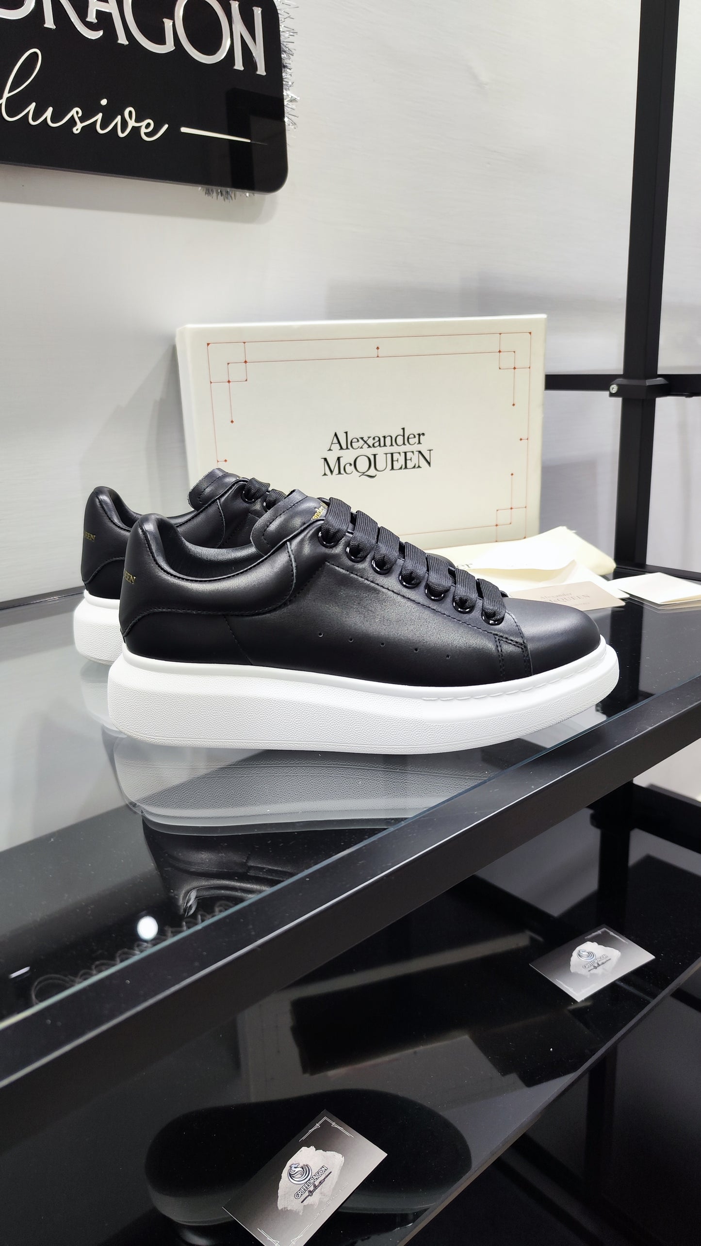 ALEXANDER MCQUEEN SNEAKER TOTAL BLACK SUOLA WHITE (PELLE)