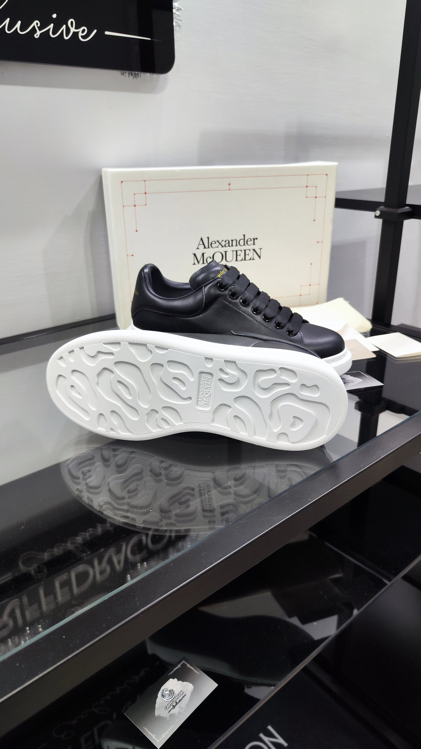 ALEXANDER MCQUEEN SNEAKER TOTAL BLACK SUOLA WHITE (PELLE)