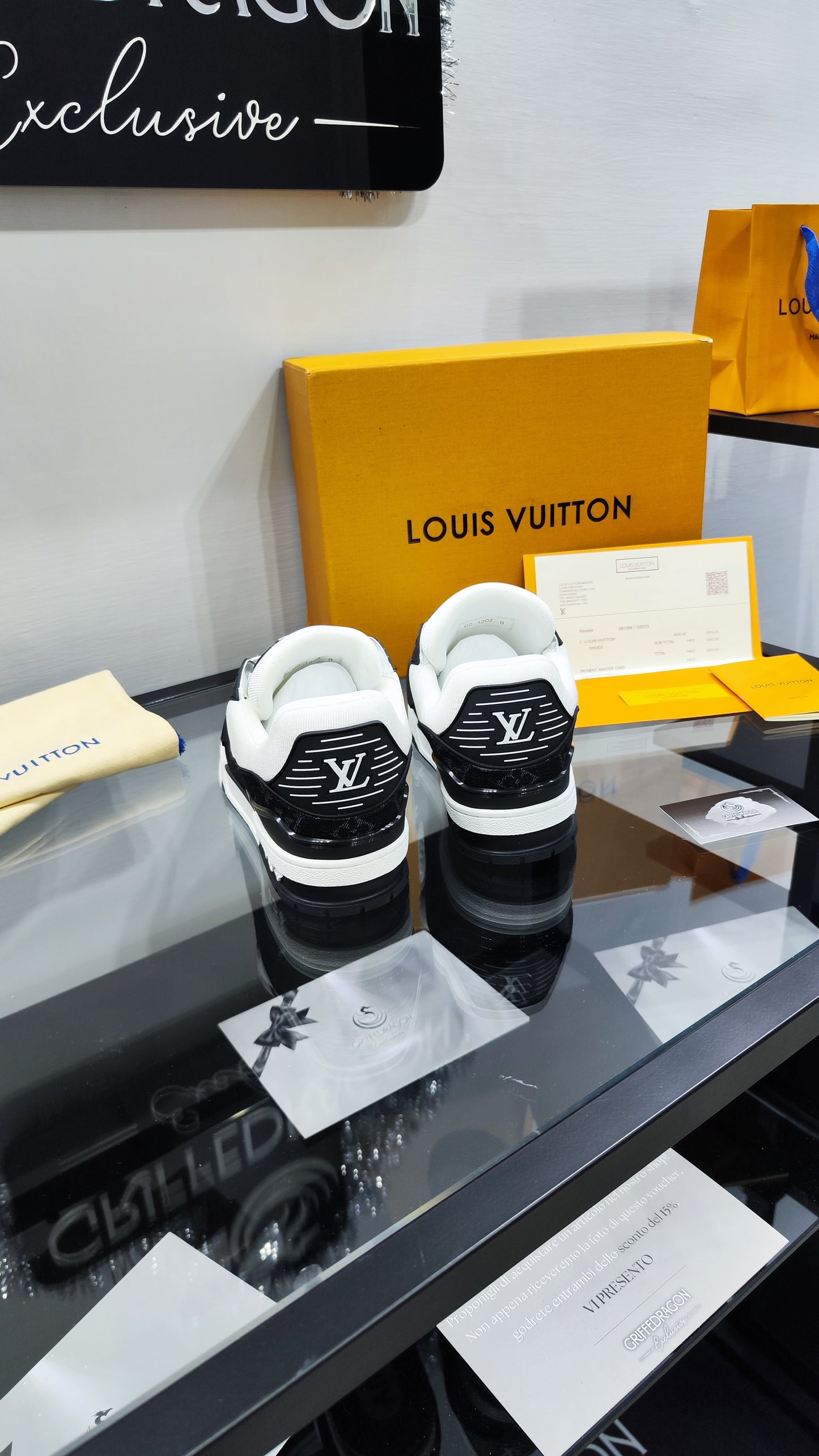 LOUIS VUITTON TRAINER DENIM WHITE BLACK