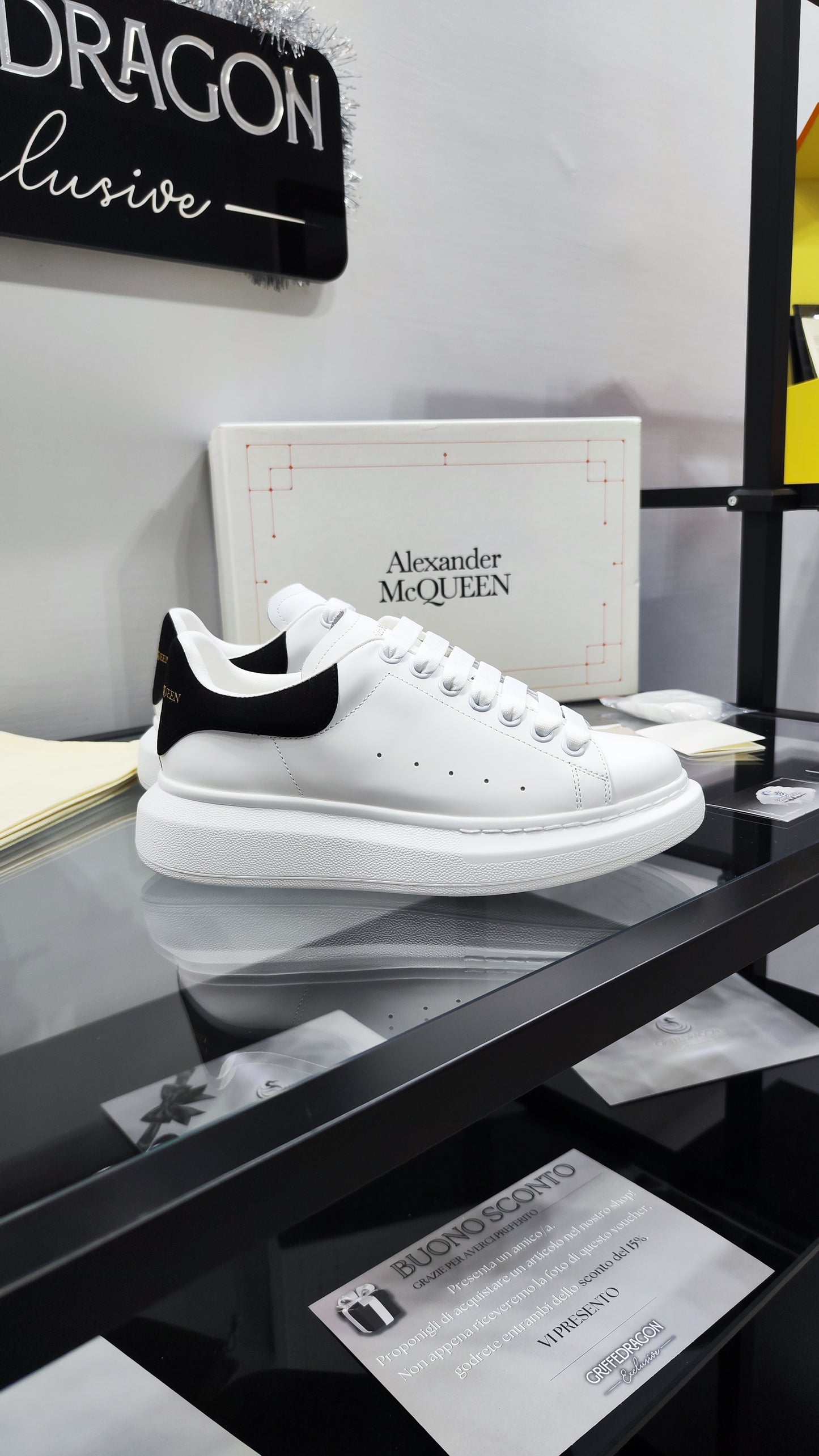 ALEXANDER MCQUEEN SNEAKER WHITE RETRO BLACK (VELLUTO)