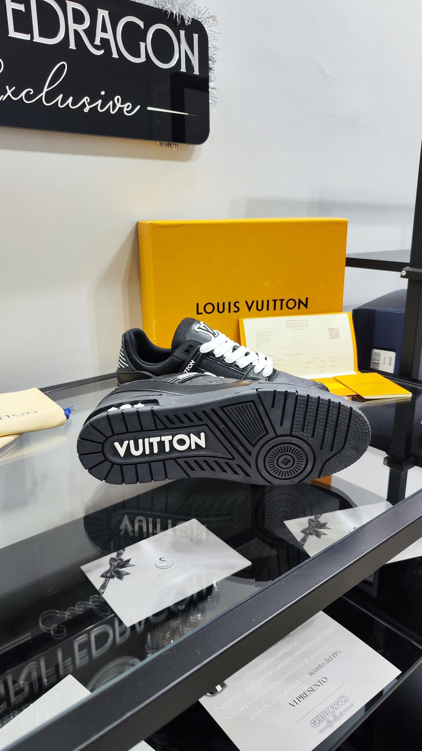 LOUIS VUITTON TRAINER TOTAL BLACK