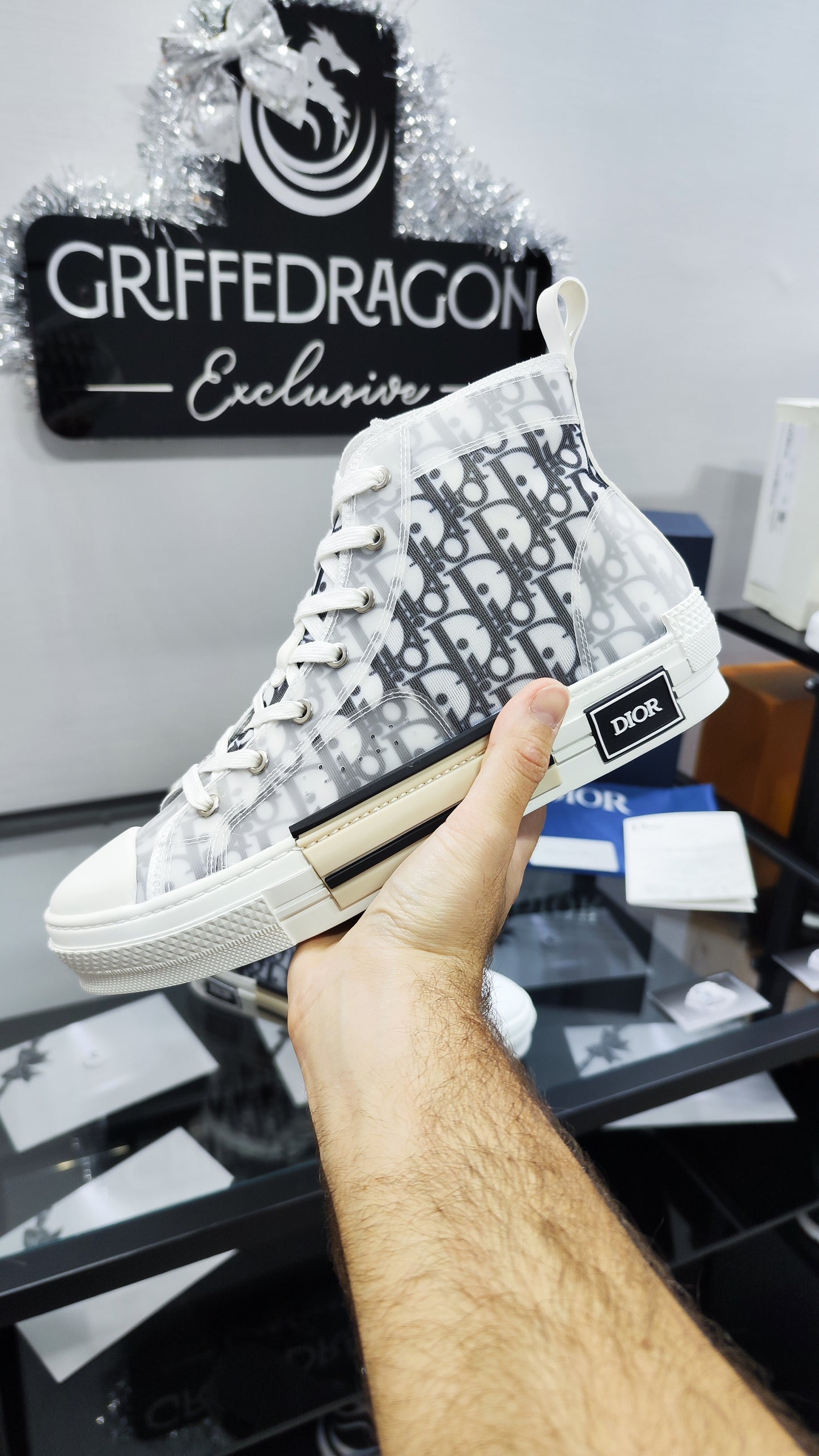 B23 Sneaker x Converse