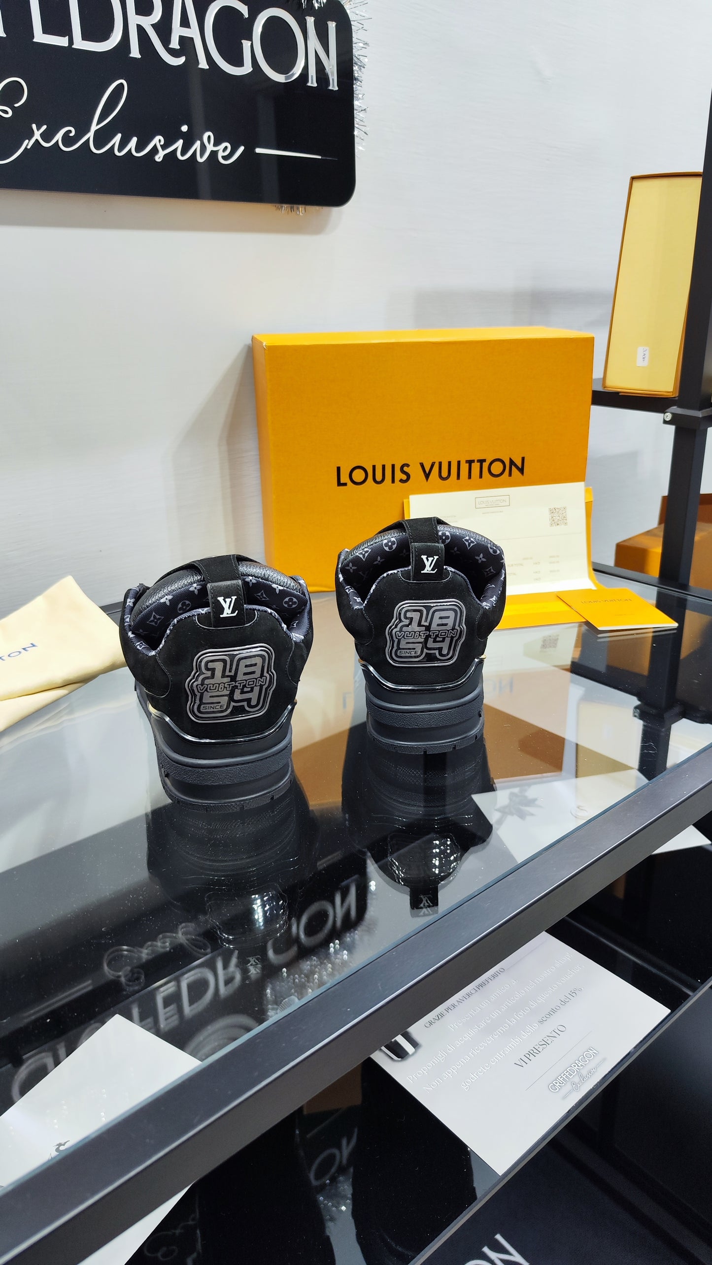 LOUIS VUITTON SKATE TOTAL BLACK