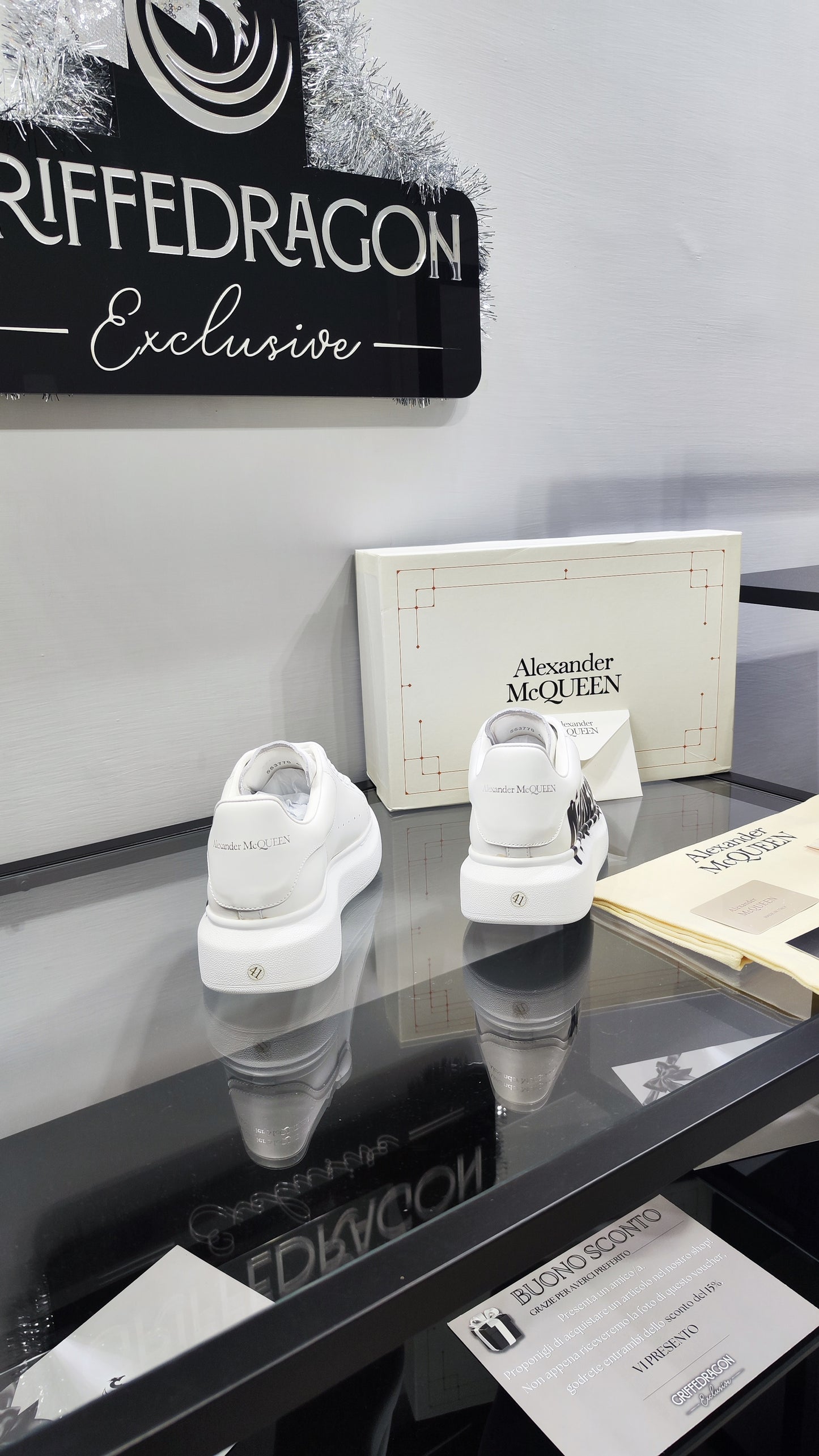 ALEXANDER MCQUEEN SNEAKER WHITE GRAFFITI