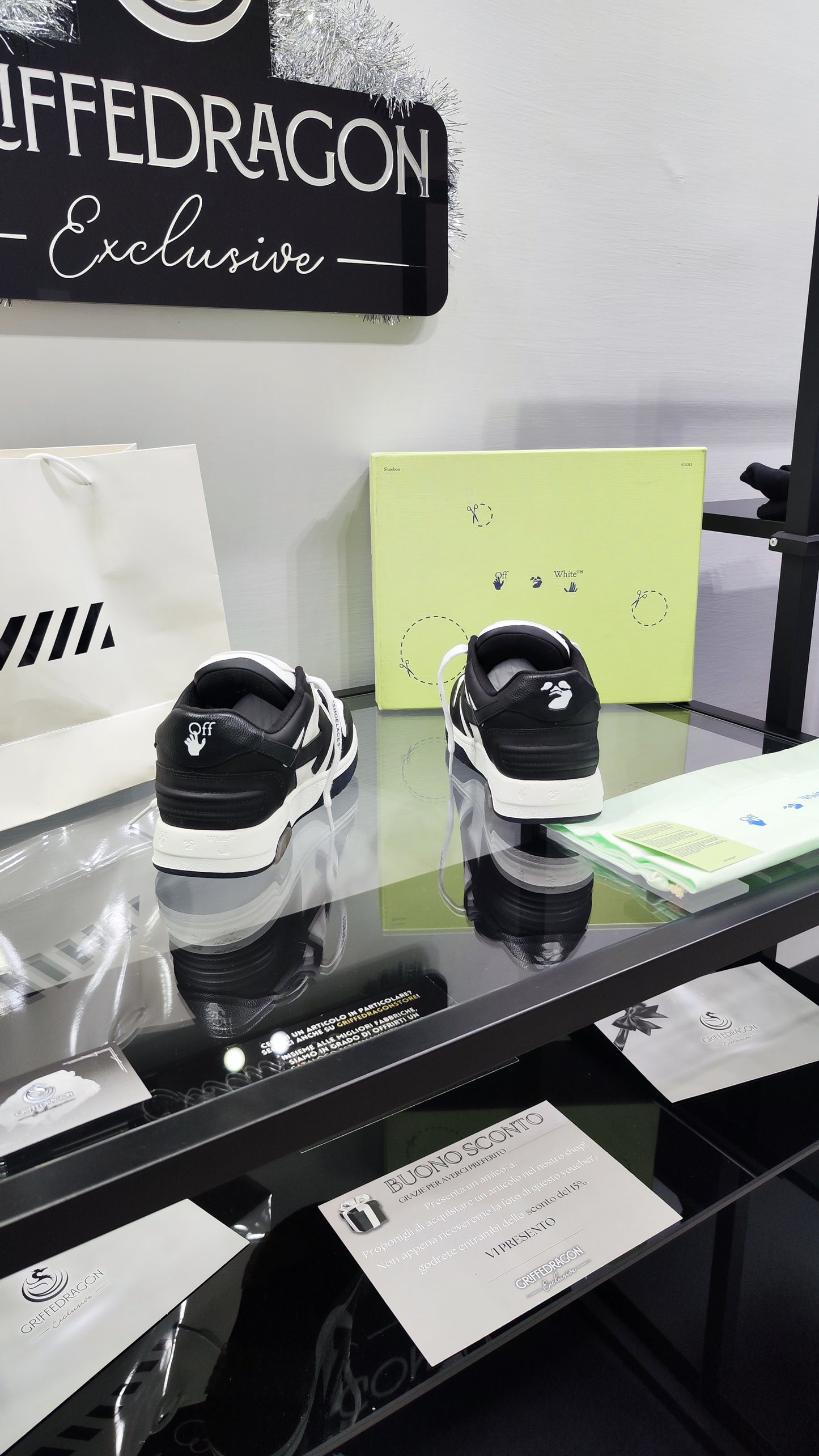 OFF-WHITE OUT OF OFFICE BLACK / WHITE