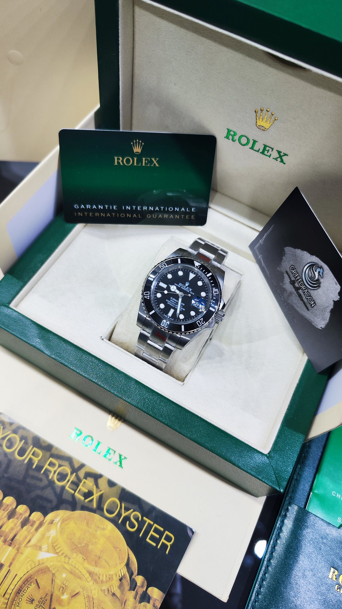 ROLEX SUBMARINER DATE