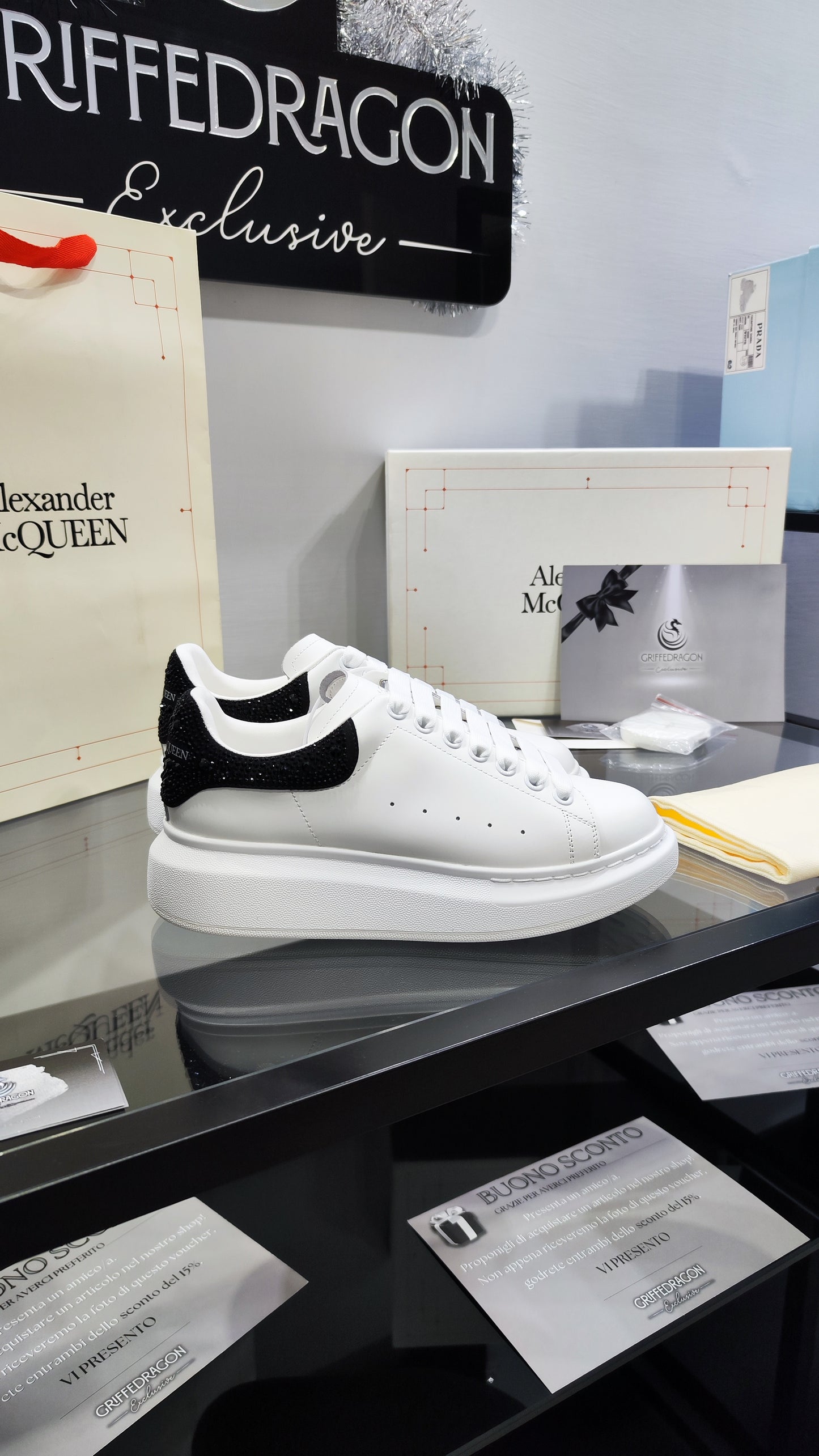 ALEXANDER MCQUEEN SNEAKER WHITE RETRO SWAROVSKI BLACK