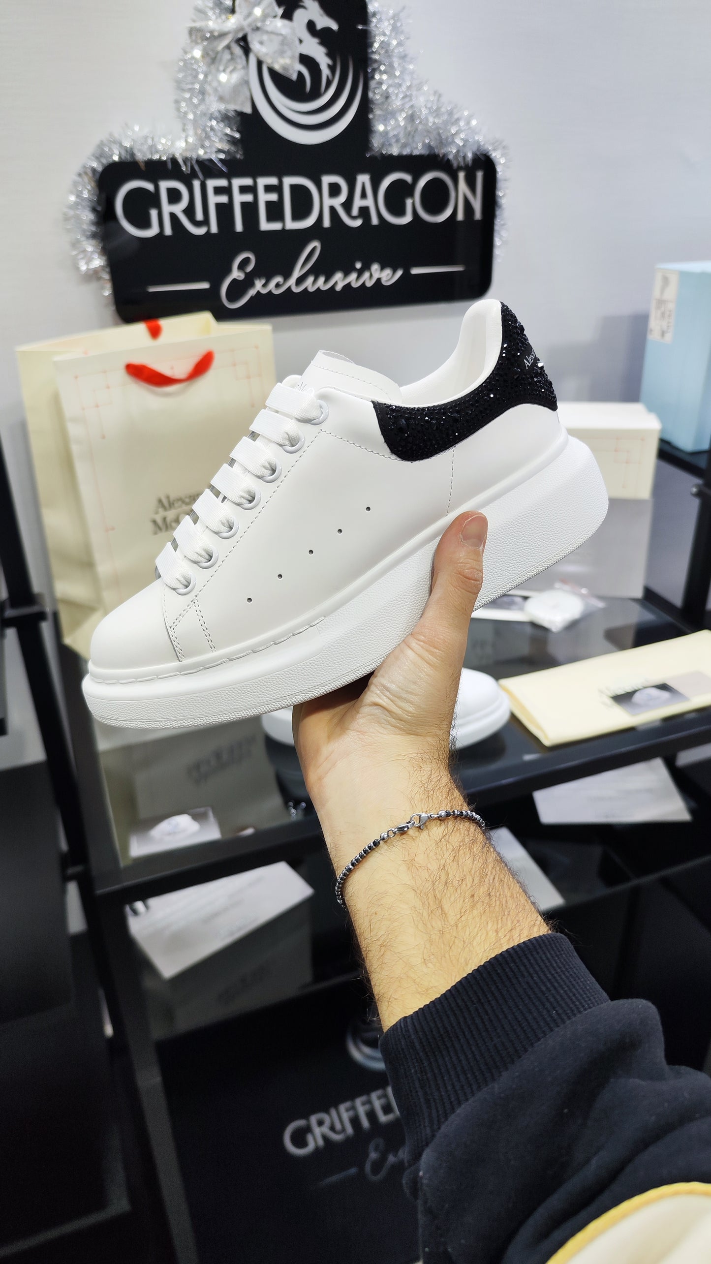 ALEXANDER MCQUEEN SNEAKER WHITE RETRO SWAROVSKI BLACK
