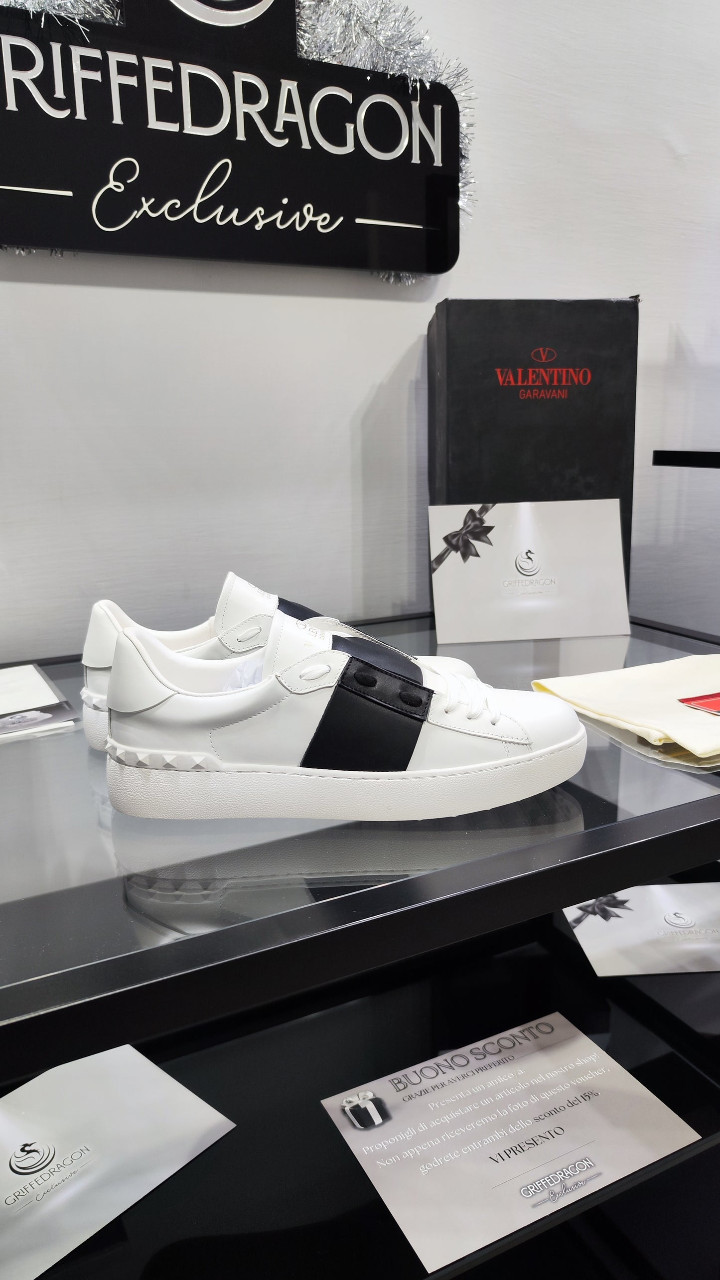 Valentino Sneaker "Open" Bianco fascia Nera