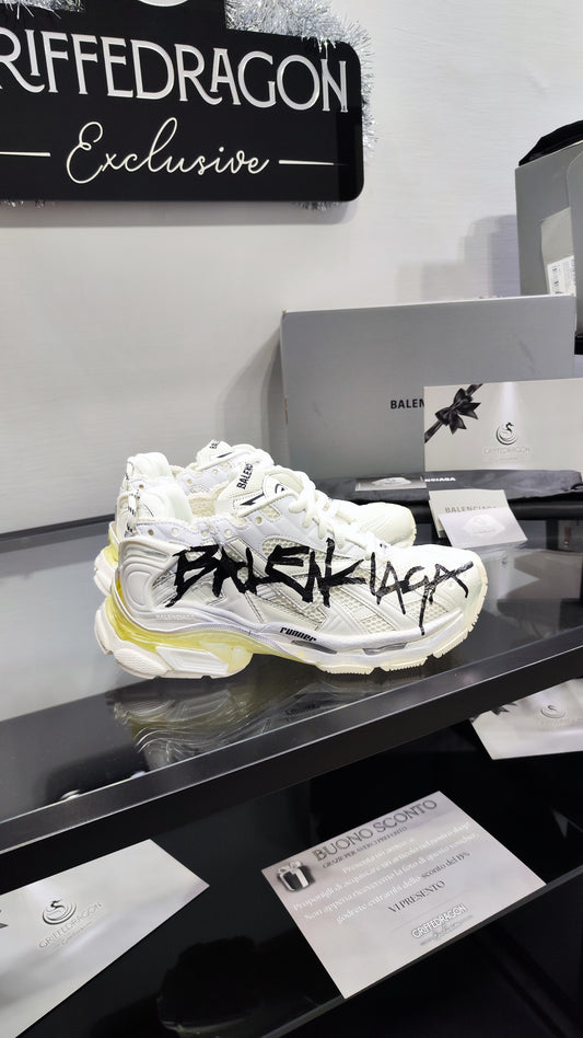BALENCIAGA RUNNER WHITE GRAFFITI