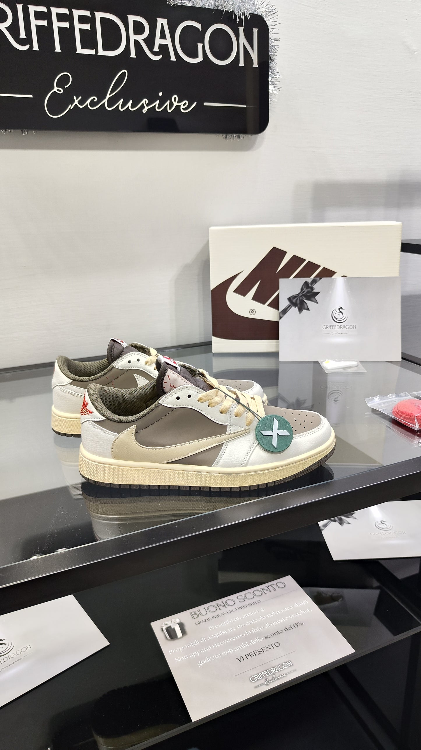 Air Jordan 1 Retro Low OG SP Travis Scott Reverse Mocha