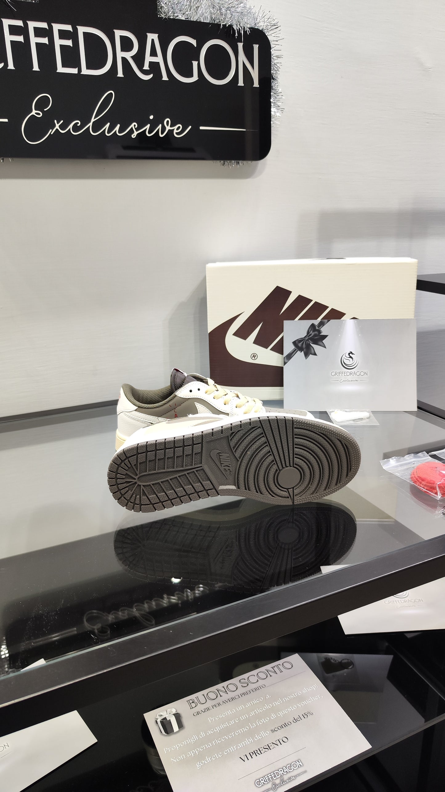 Air Jordan 1 Retro Low OG SP Travis Scott Reverse Mocha